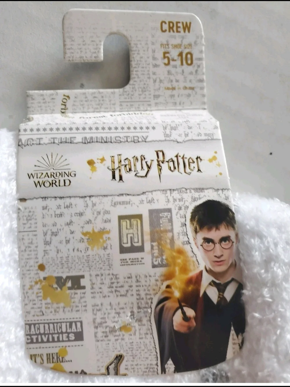 Warner Bros. Harry Potter Plush Adult Hedwig Snowy Owl Crew Socks $15.00